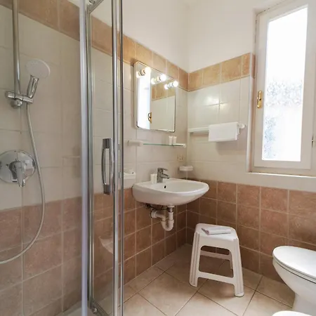 Отель Miramare Каполивери