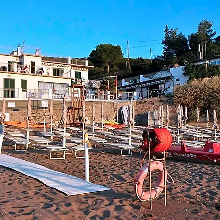 Miramare 2*