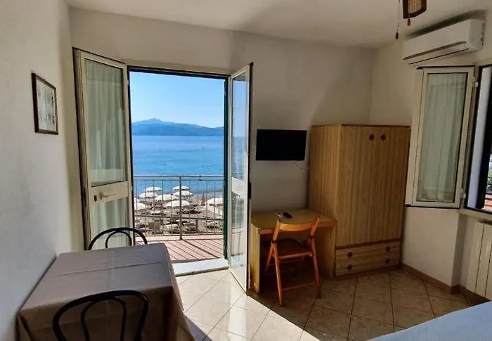 Miramare 2* Каполивери