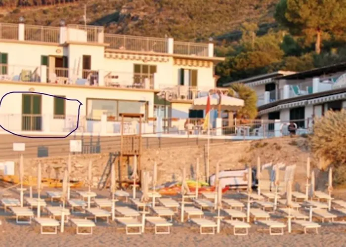 Отель Miramare Каполивери