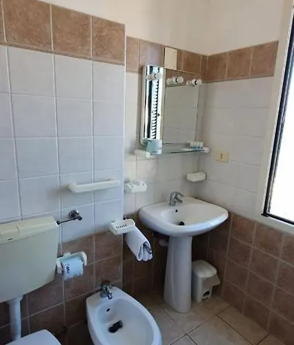 Miramare Отель Каполивери